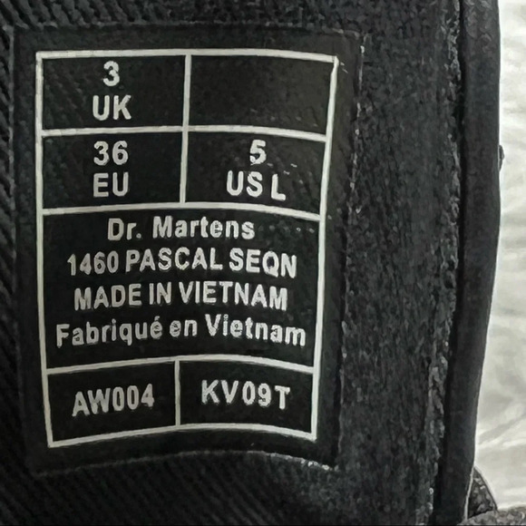 Dr.Martens 1460 Pascal Reversible Flipped Sequin Black/Silver Boots NEW - Picture 15 of 15